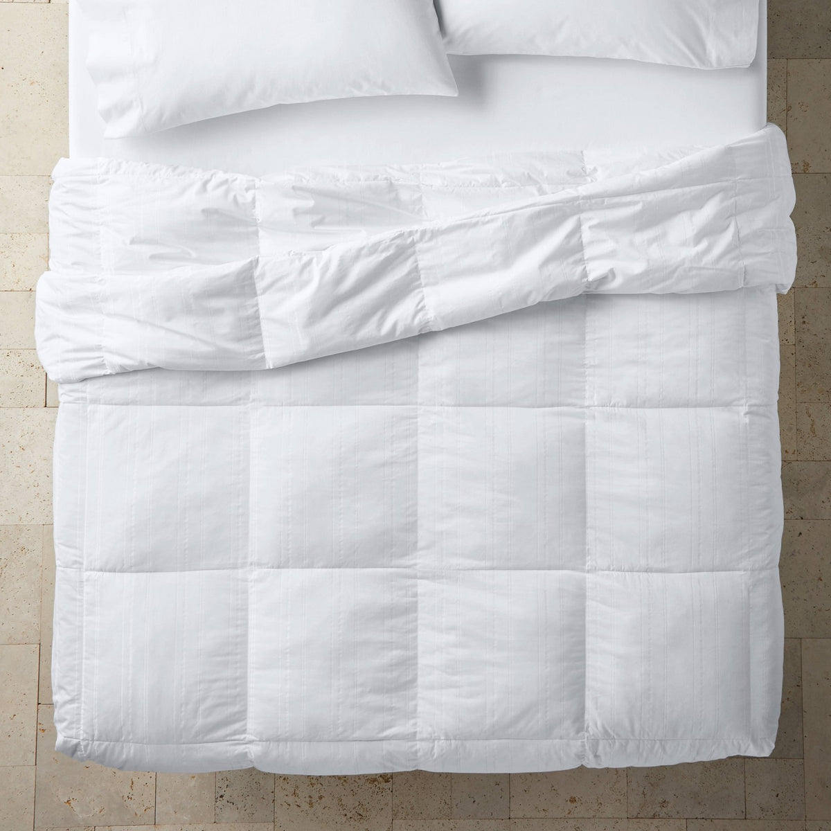 Casaluna Twin All Season Premium Down Comforter