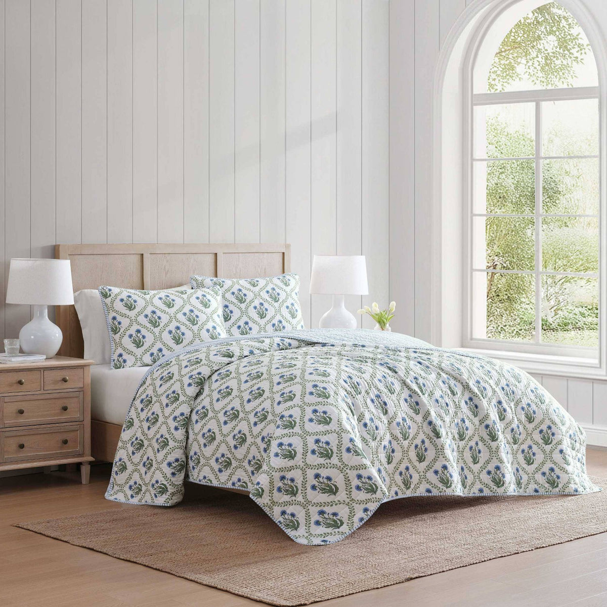 Martha Stewart Chloe 3-Piece Reversible Cotton Quilt Set, Full/Queen, Green Floral