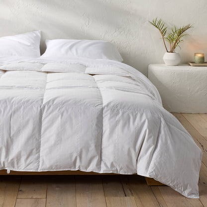 Casaluna Full/Queen Ultra Weight Premium Down Comforter