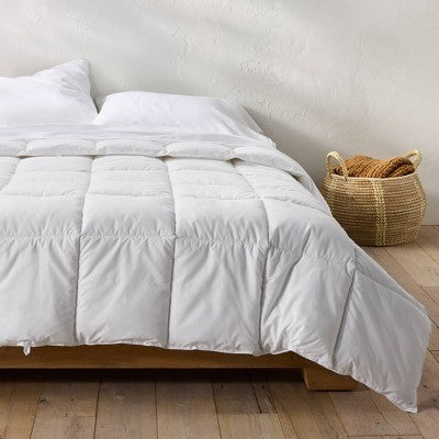 Full/Queen Ultra Weight Premium Down Comforter - Casaluna: Hypoallergenic, 260 Thread Count, RDS Certified