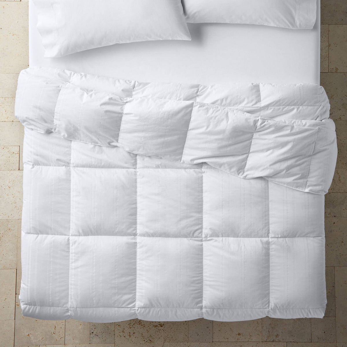 Casaluna Twin Light Weight Premium Down Comforter